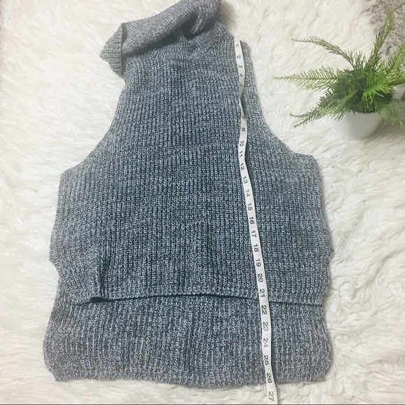 Charlotte Russe Sleeveless High Low  Turtleneck Knit Sweater Gray Size Small - Picture 11 of 14